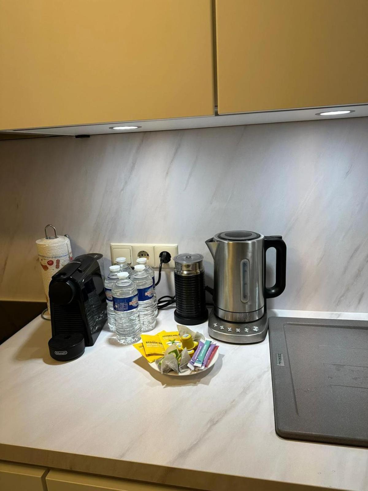 Bright 2 Bedrooms Flat W Parking&balcony-fent1